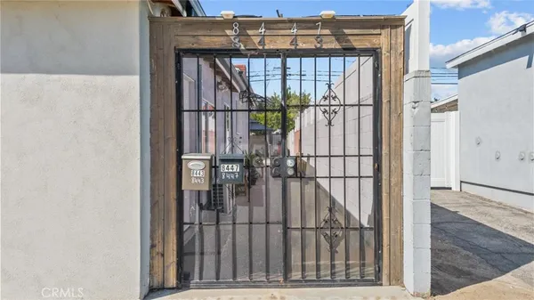 a view of entryway