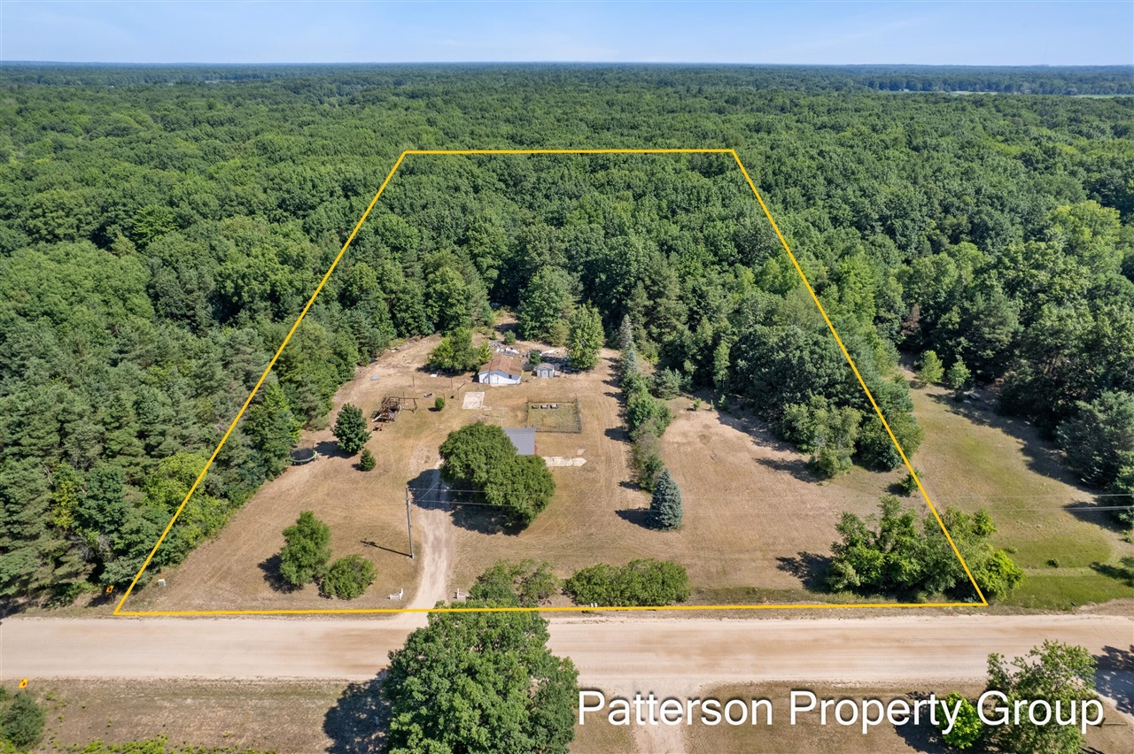 11322 Hall Road Ravenna, MI 49451 - Photo 28 of 41 Gallery Image 28