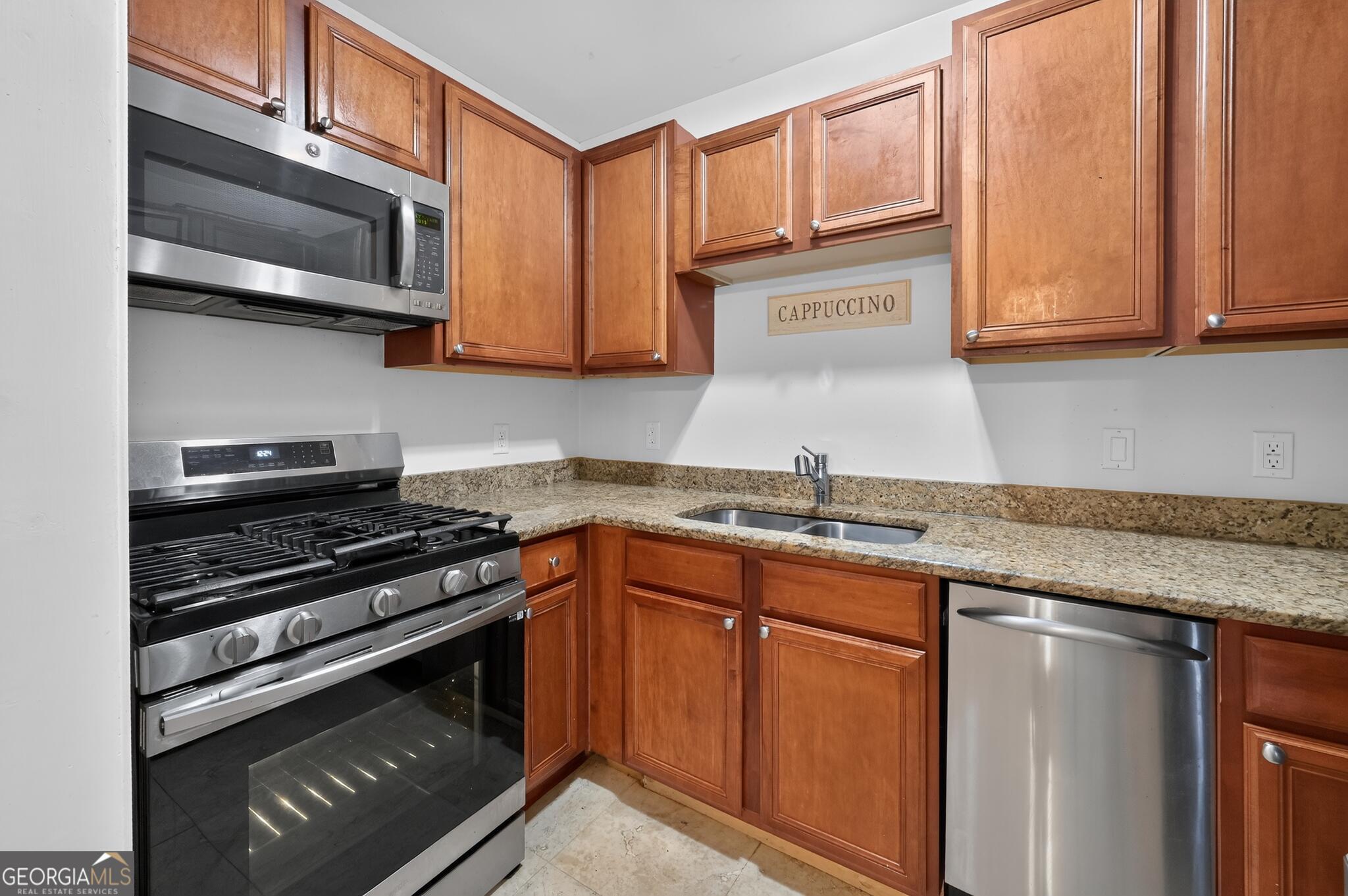 6980 Roswell Road, Unit B11 Sandy Springs, GA 30328 - Photo 16 of 28