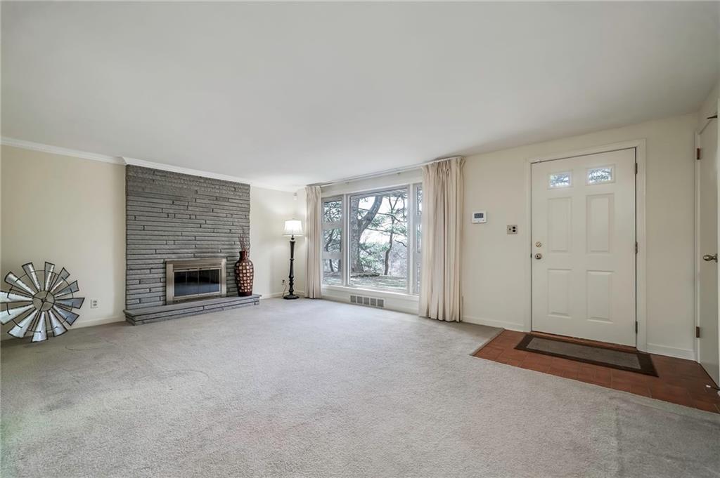 2503 Beaver Grade Road Moon Township, PA 15108 - Photo 4 of 25 Gallery Image 4