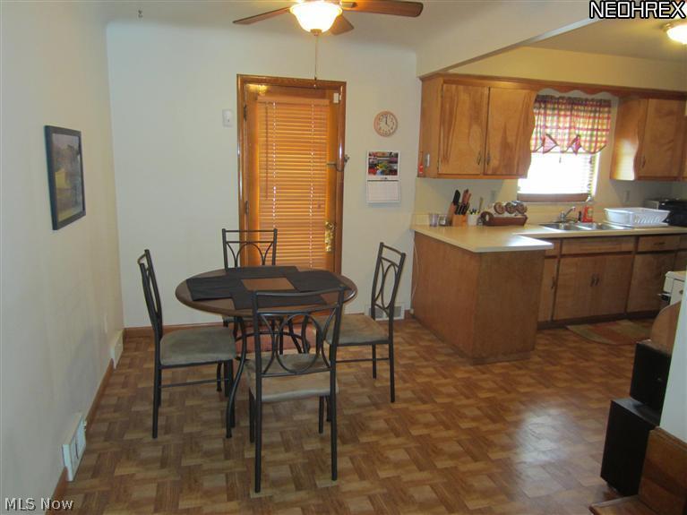 3993 Bluestone Road Cleveland Heights, OH 44121 - Photo 3 of 10 Gallery Image 3