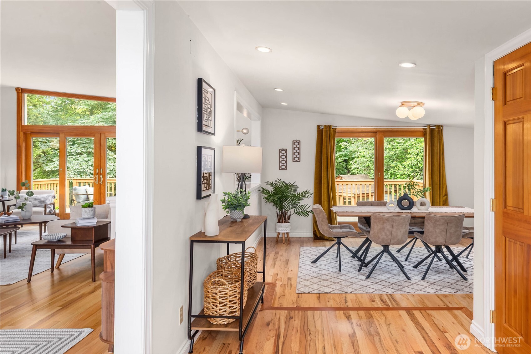 217 Northwest 6th Street Renton, WA 98057 - Photo 10 of 39