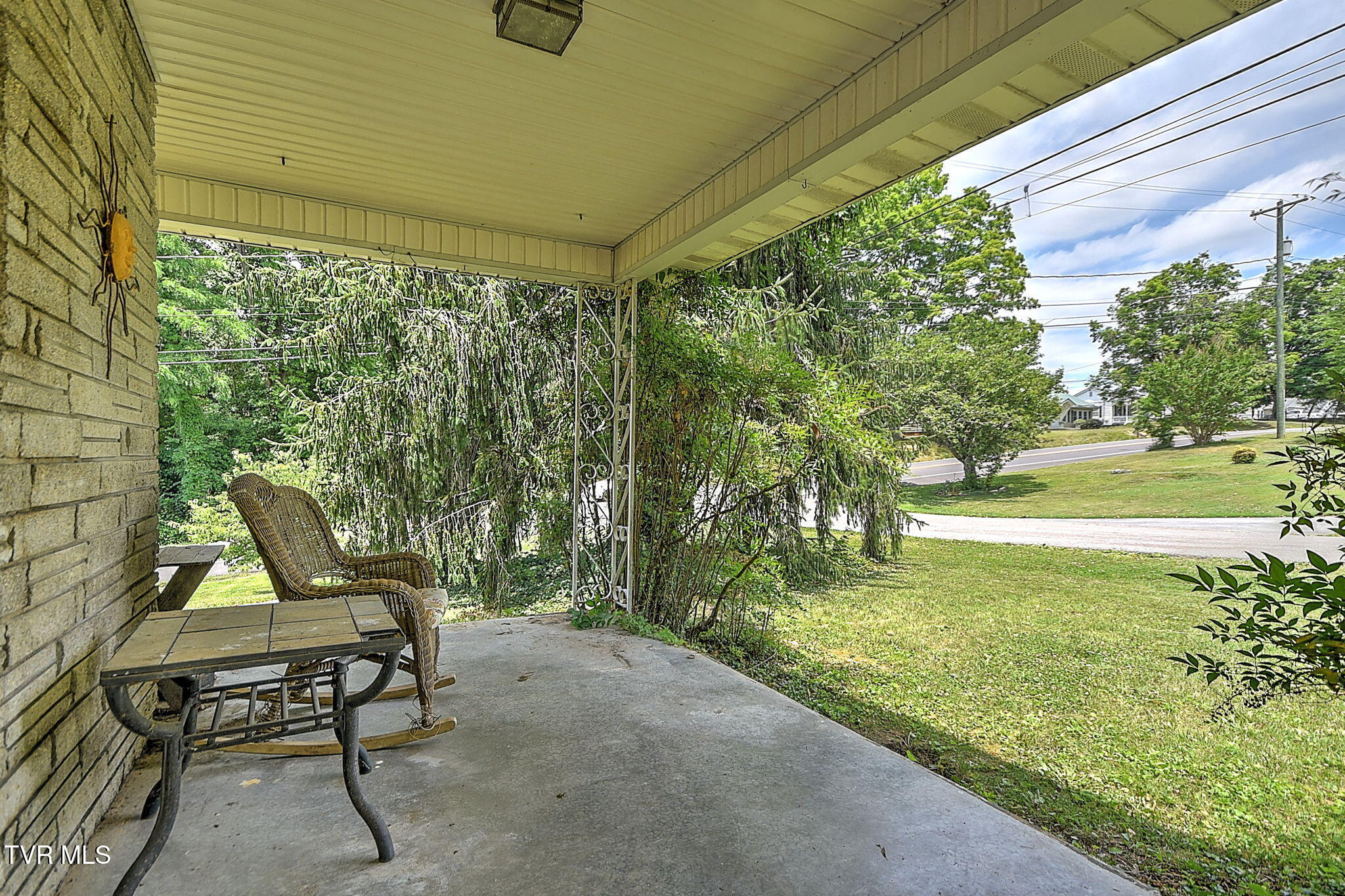 400 Randolph Street Bristol, VA 24201 - Photo 29 of 34 29-web-or-mls-400 Randolph DB-30