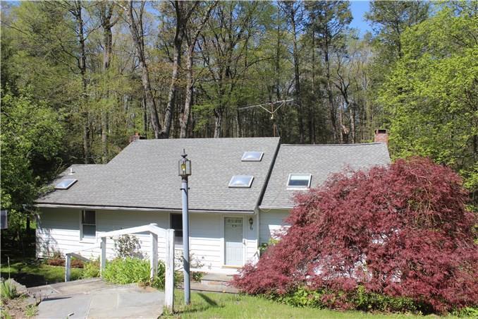 front view of house with a yard