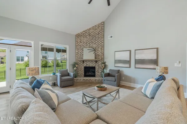 $899,000 | 644 Little Turkey Lane, Knoxville, TN 37934