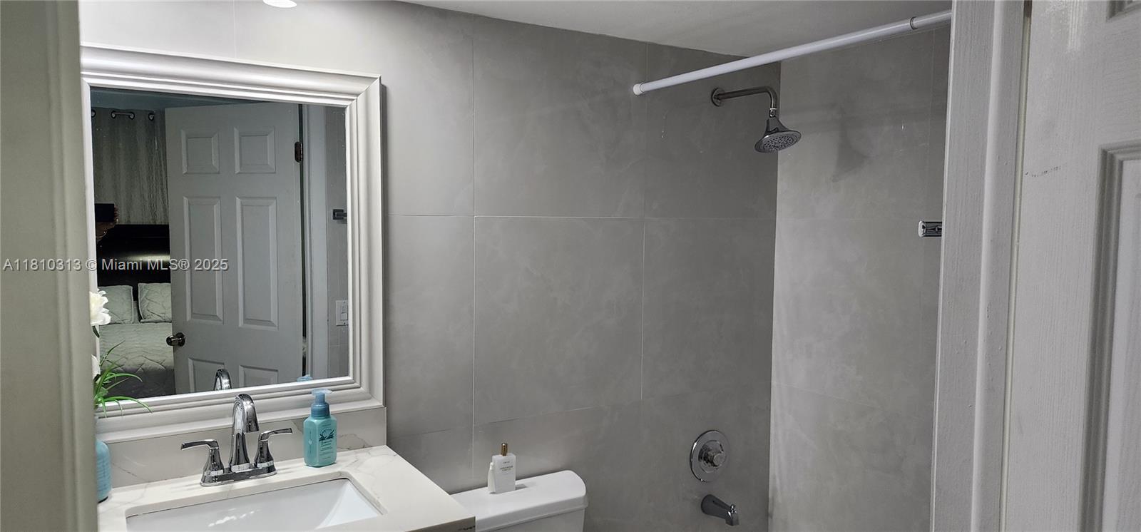 2985 West 80th Street, Unit 110 Hialeah, FL 33018 - Photo 19 of 39