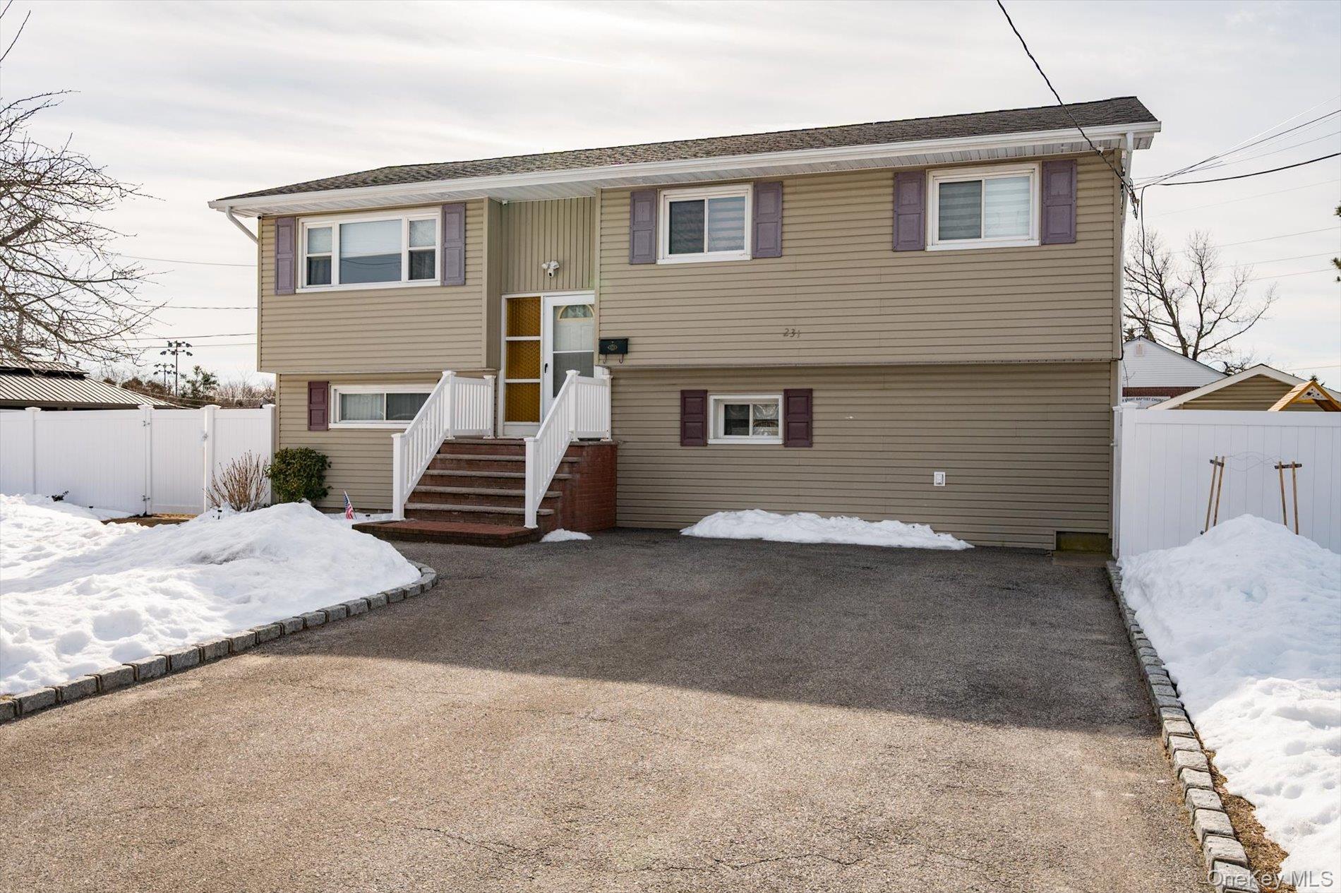 231 3rd Street Lindenhurst, NY 11757 - Photo 1 of 1