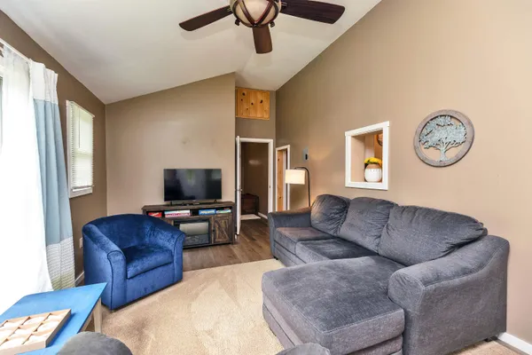 $155,000 | 115 Brookside Drive, Unit 212, Fitzwilliam, NH 03447
