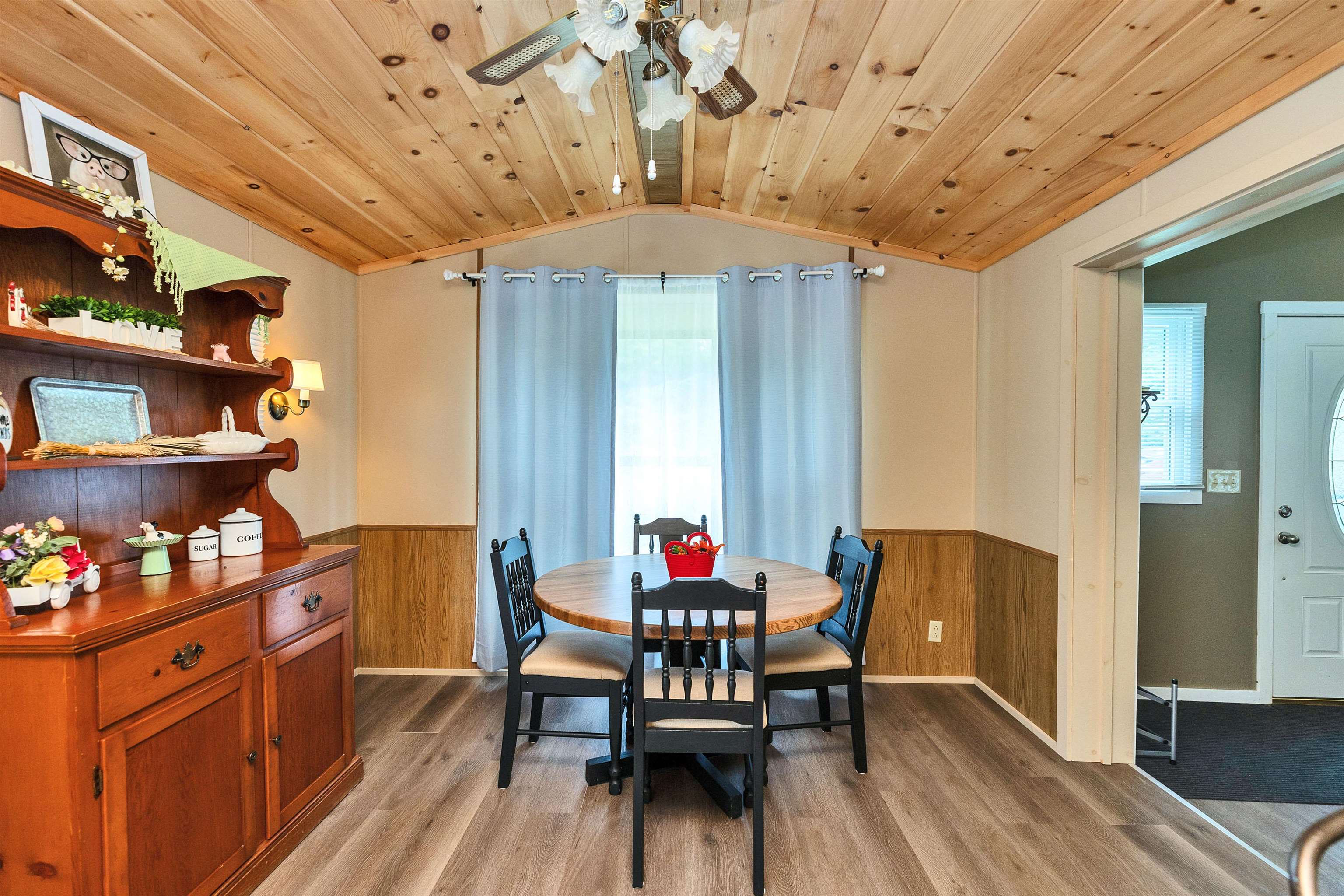 115 Brookside Drive, Unit 212 Fitzwilliam, NH 03447 - Photo 5 of 29