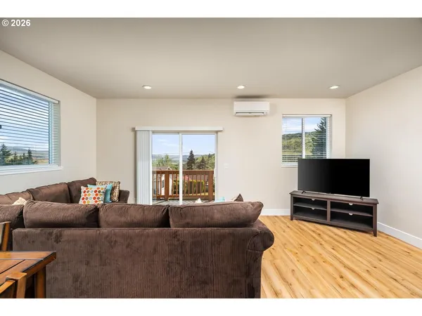 $474,900 | 1159 Pine Street, The Dalles, OR 97058