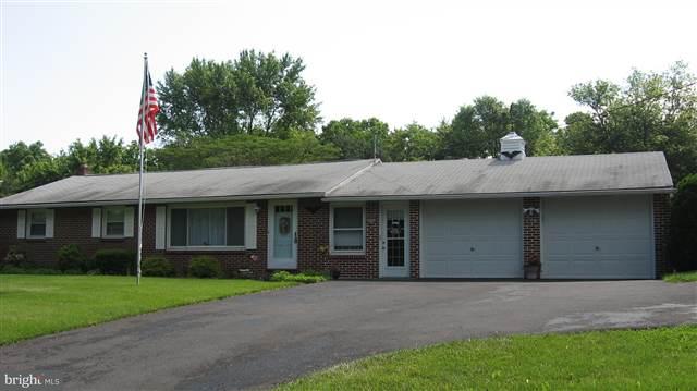 302 South Ridge Road Boiling Springs, PA 17007 - Photo 1 of 9 Gallery Image 1