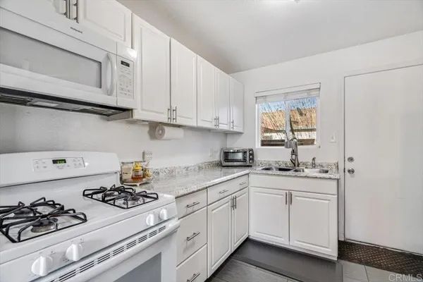 $349,000 | 347 East B Street, Brawley, CA 92227