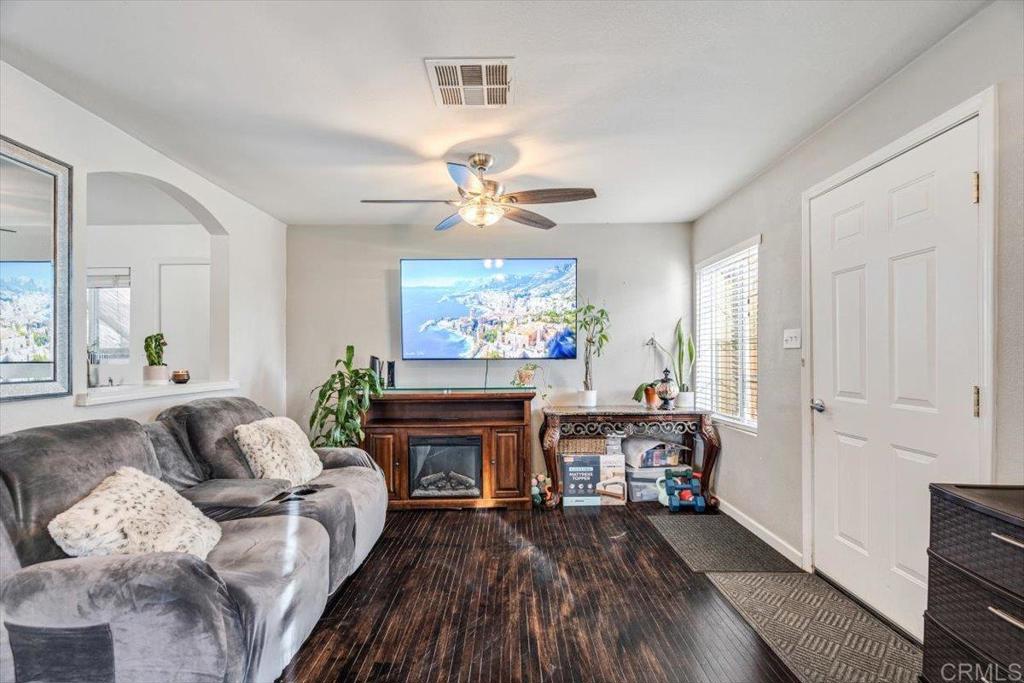 347 East B Street Brawley, CA 92227 - Photo 18 of 39