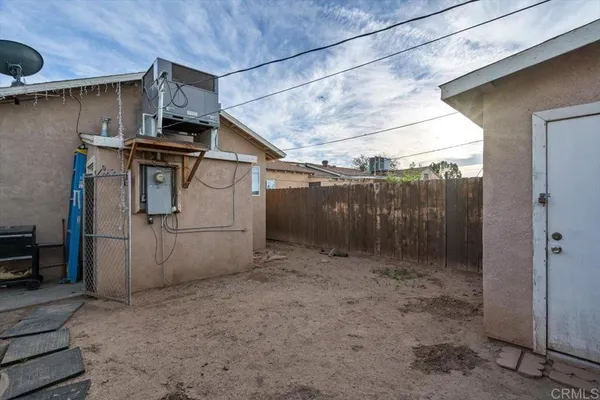 $349,000 | 347 East B Street, Brawley, CA 92227