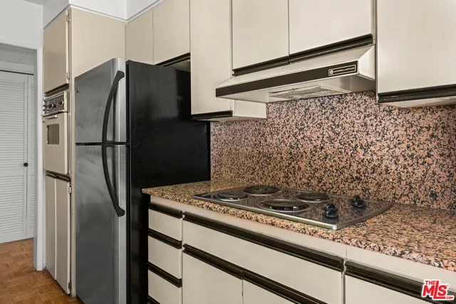 $699,000 | 1300 Midvale Avenue, Unit 408, Los Angeles, CA 90024