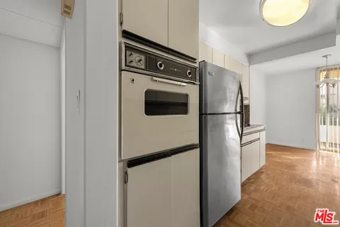 $699,000 | 1300 Midvale Avenue, Unit 408, Los Angeles, CA 90024