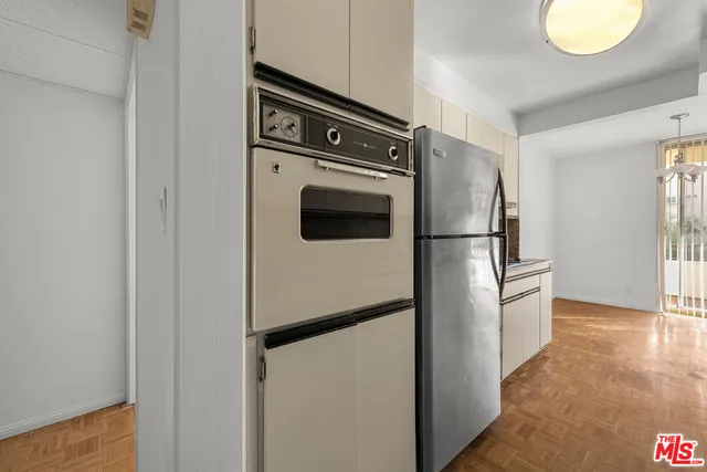 $699,000 | 1300 Midvale Avenue, Unit 408, Los Angeles, CA 90024