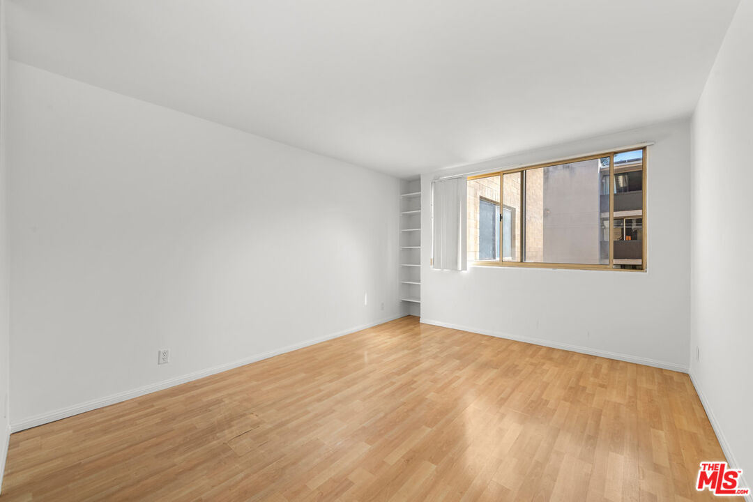 1300 Midvale Avenue, Unit 408 Los Angeles, CA 90024 - Photo 25 of 44