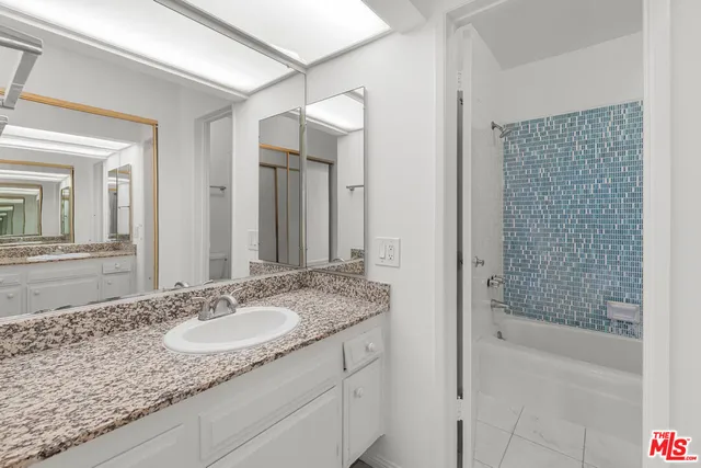 $699,000 | 1300 Midvale Avenue, Unit 408, Los Angeles, CA 90024