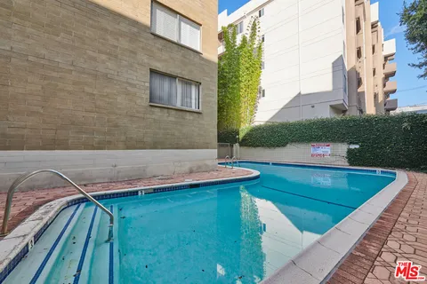 $699,000 | 1300 Midvale Avenue, Unit 408, Los Angeles, CA 90024