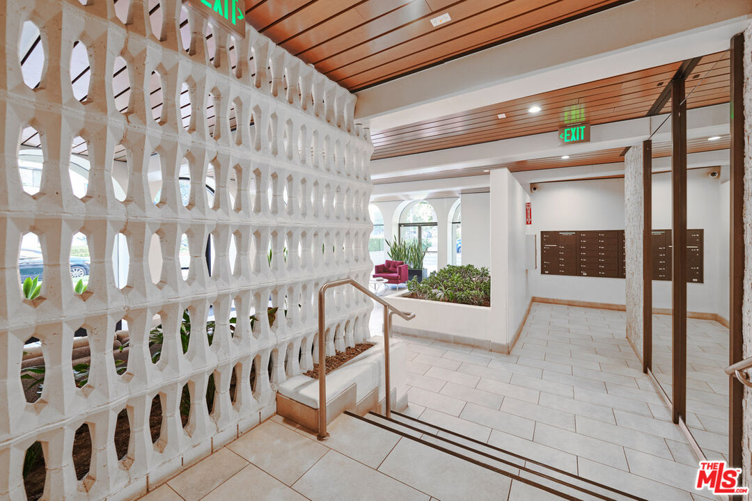 1300 Midvale Avenue, Unit 408 Los Angeles, CA 90024 - Photo 39 of 44