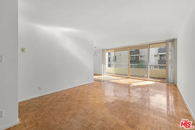 $699,000 | 1300 Midvale Avenue, Unit 408, Los Angeles, CA 90024