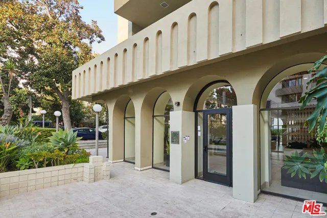 $699,000 | 1300 Midvale Avenue, Unit 408, Los Angeles, CA 90024
