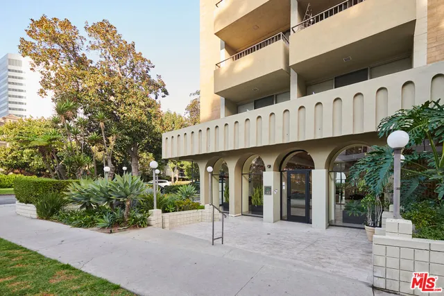 $699,000 | 1300 Midvale Avenue, Unit 408, Los Angeles, CA 90024