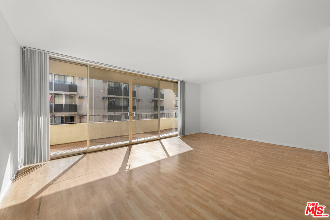 1300 Midvale Avenue, Unit 408 Los Angeles, CA 90024 - Photo 8 of 44