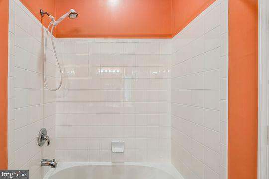 9511 Kingscroft Terrace, Unit 9511F Perry Hall, MD 21128 - Photo 32 of 38 a bathroom with a shower