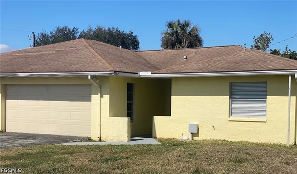 $1,395 | 308 Highland Avenue, Lehigh Acres, FL 33936