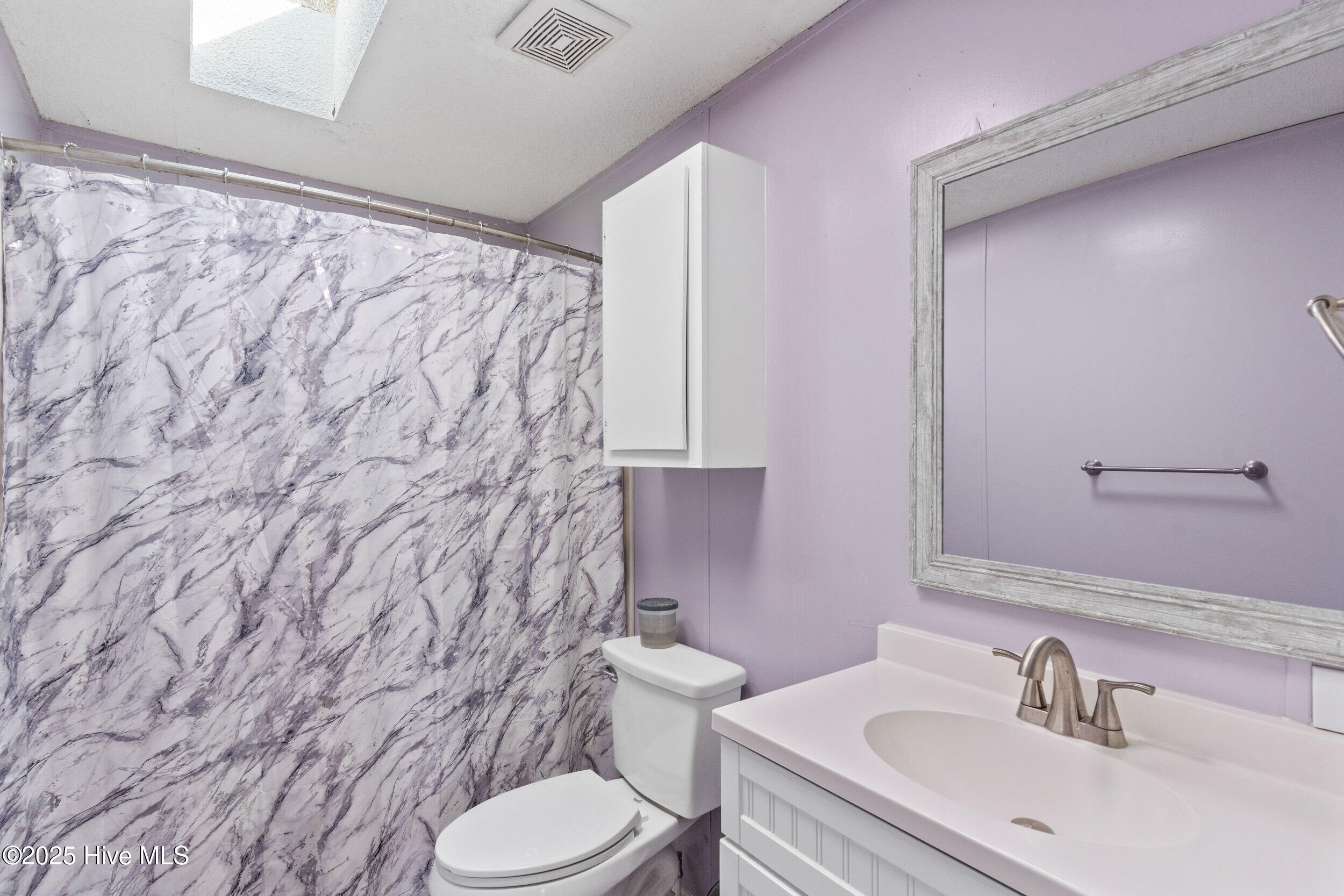 207 Moores Landing Road Hampstead, NC 28443 - Photo 24 of 46 Guest Bath