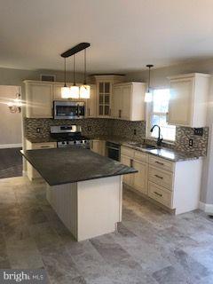 32 Kinsey Hill Road Birdsboro, PA 19508 - Photo 14 of 33 Kitchen