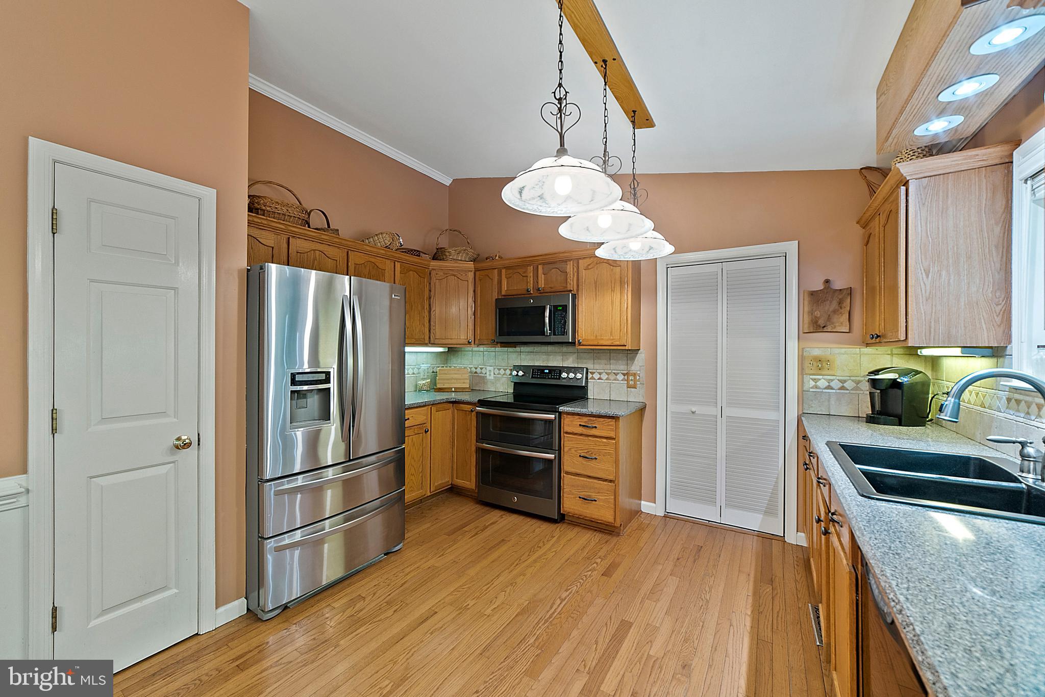 8007 Taylor Road Catlett, VA 20119 - Photo 11 of 36 Kitchen 2
