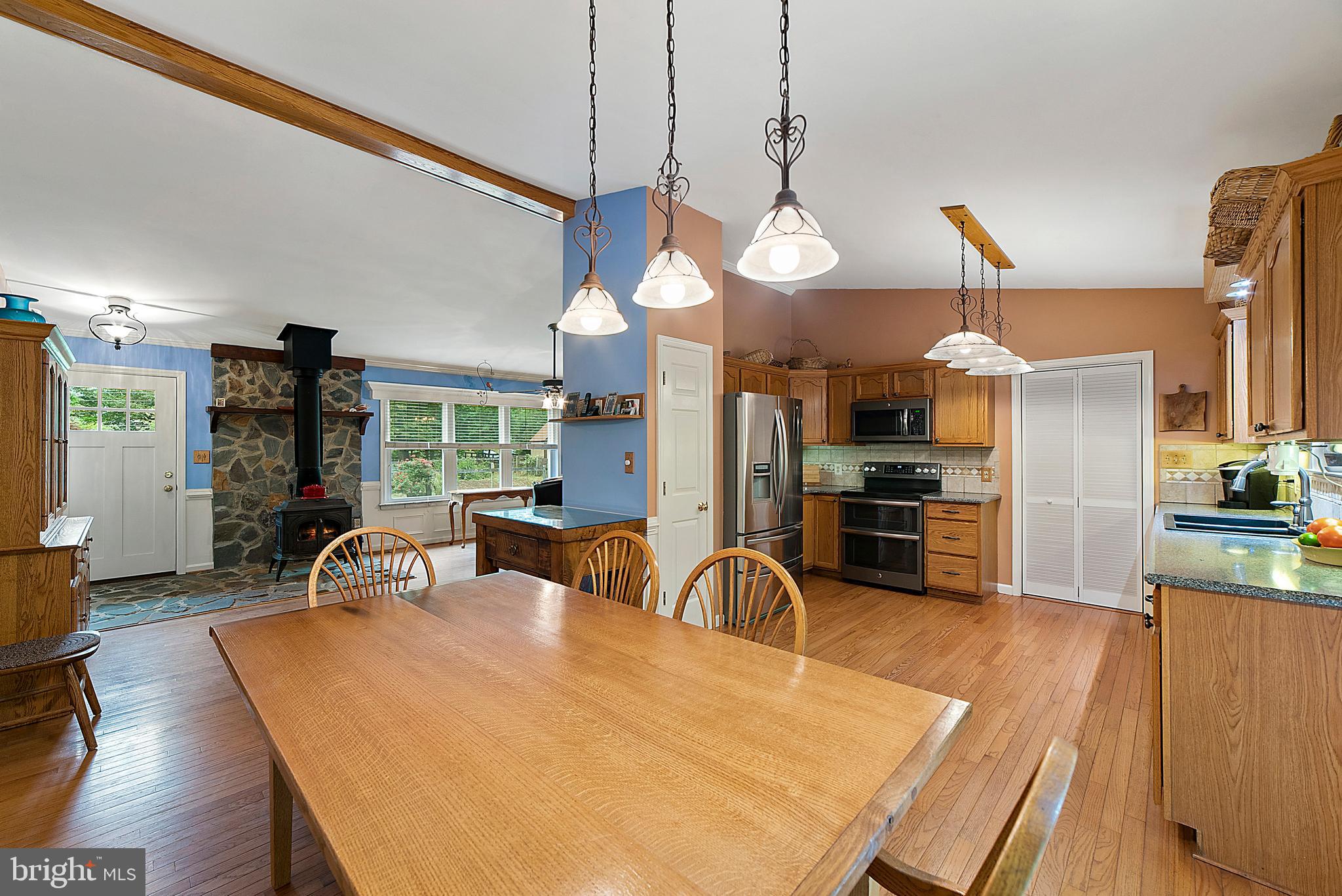8007 Taylor Road Catlett, VA 20119 - Photo 12 of 36 Open concept