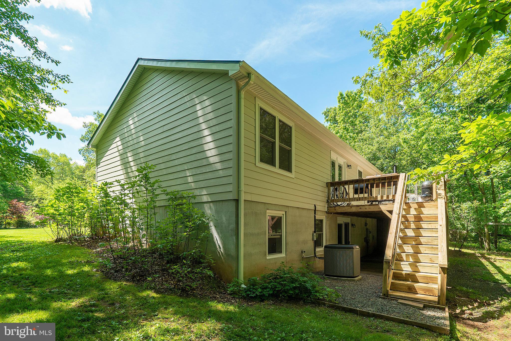 8007 Taylor Road Catlett, VA 20119 - Photo 27 of 36 Rear Deck