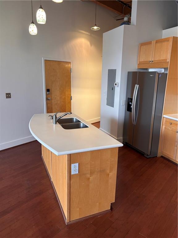 204 Walker Street Southwest, Unit 314 Atlanta, GA 30313 - Photo 13 of 42 a kitchen that has a microwave a sink and a refrigerator