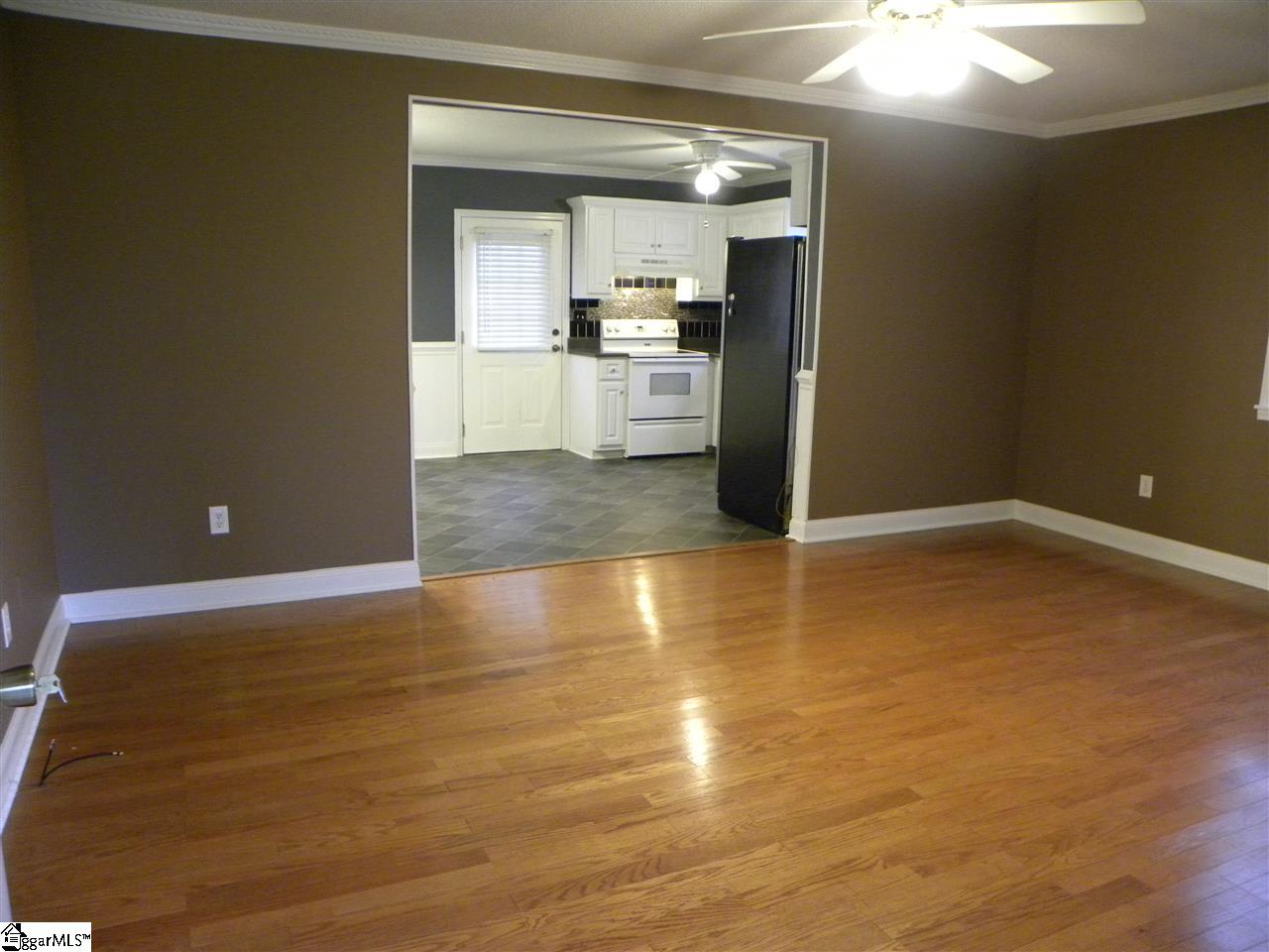 707 McConnell Road Marietta, SC 29661 - Photo 3 of 35
