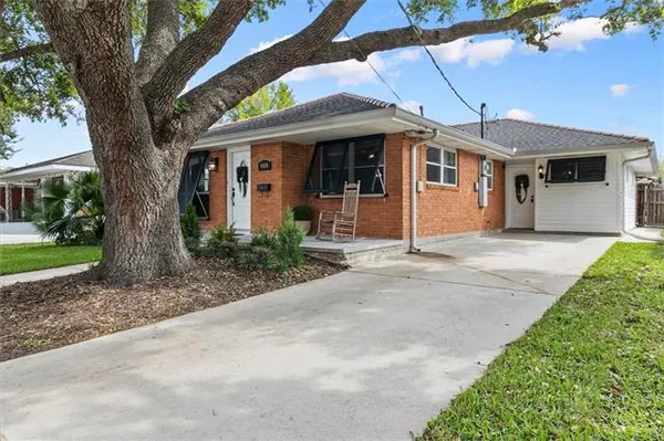 $425,000 | 909 Rosa Avenue, Metairie, LA 70005