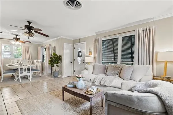 $425,000 | 909 Rosa Avenue, Metairie, LA 70005