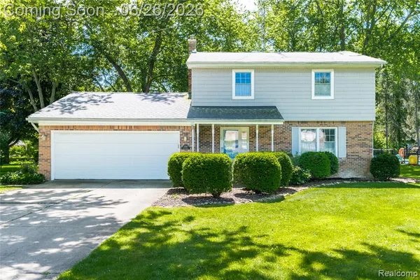 $364,900 | 3706 Lido Drive, Highland, MI 48356