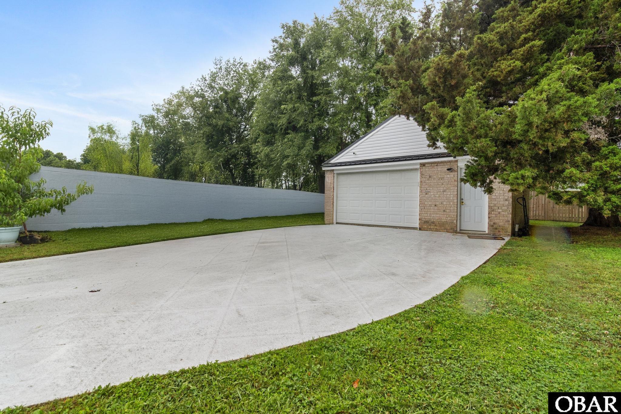 185 Launch Landing Road Moyock, NC 27958 - Photo 30 of 47