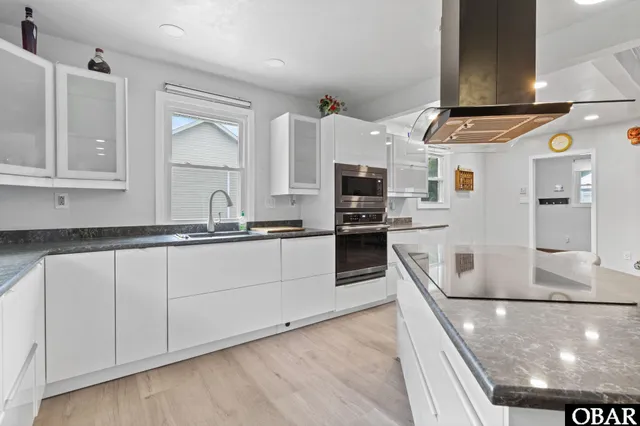 $385,000 | 185 Launch Landing Road, Moyock, NC 27958