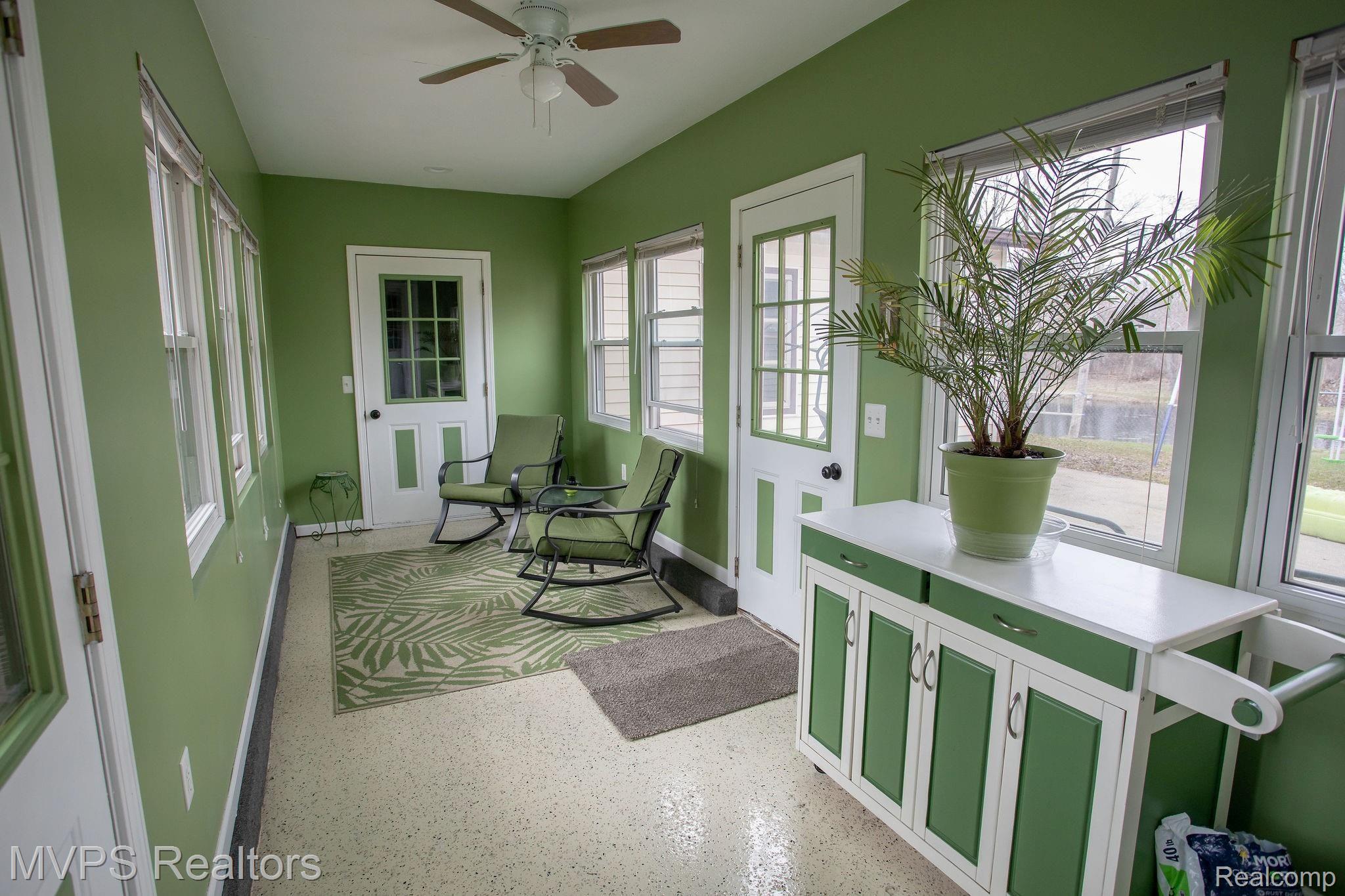 7843 Almont Road Almont, MI 48003 - Photo 23 of 36 111A1769.jpg