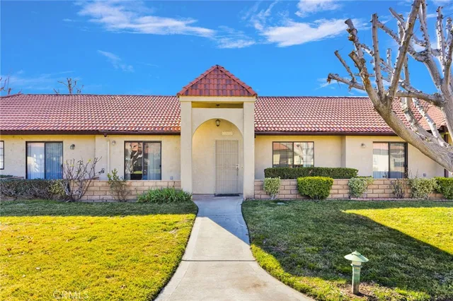 $259,000 | 19228 Cottonwood Drive, Apple Valley, CA 92308