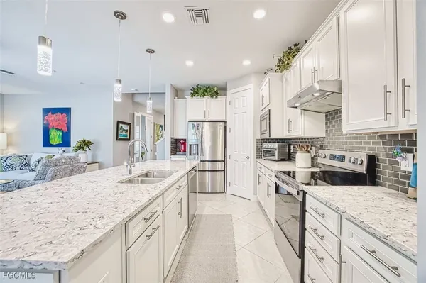 $725,000 | 10859 Maitland Way, Fort Myers, FL 33913