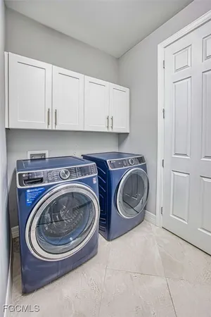 $725,000 | 10859 Maitland Way, Fort Myers, FL 33913