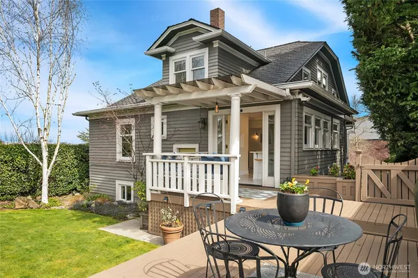 $2,065,000 | 2407 11th Avenue East, Seattle, WA 98102