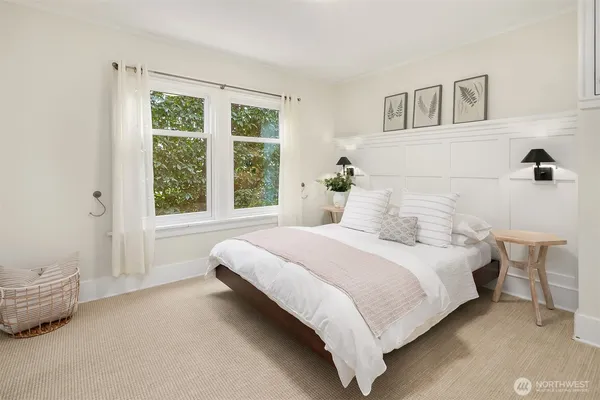 $2,065,000 | 2407 11th Avenue East, Seattle, WA 98102