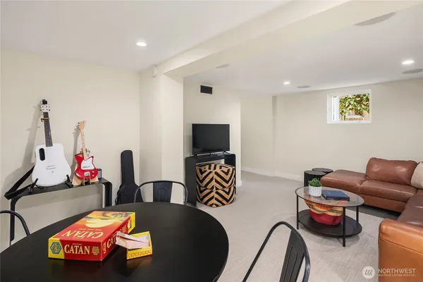 $2,065,000 | 2407 11th Avenue East, Seattle, WA 98102